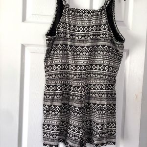 XXL romper, trendy black and white print, super comfy cool for the Sumer.